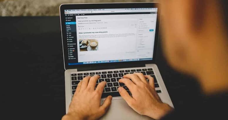 Fijar widget en el sidebar de WordPress